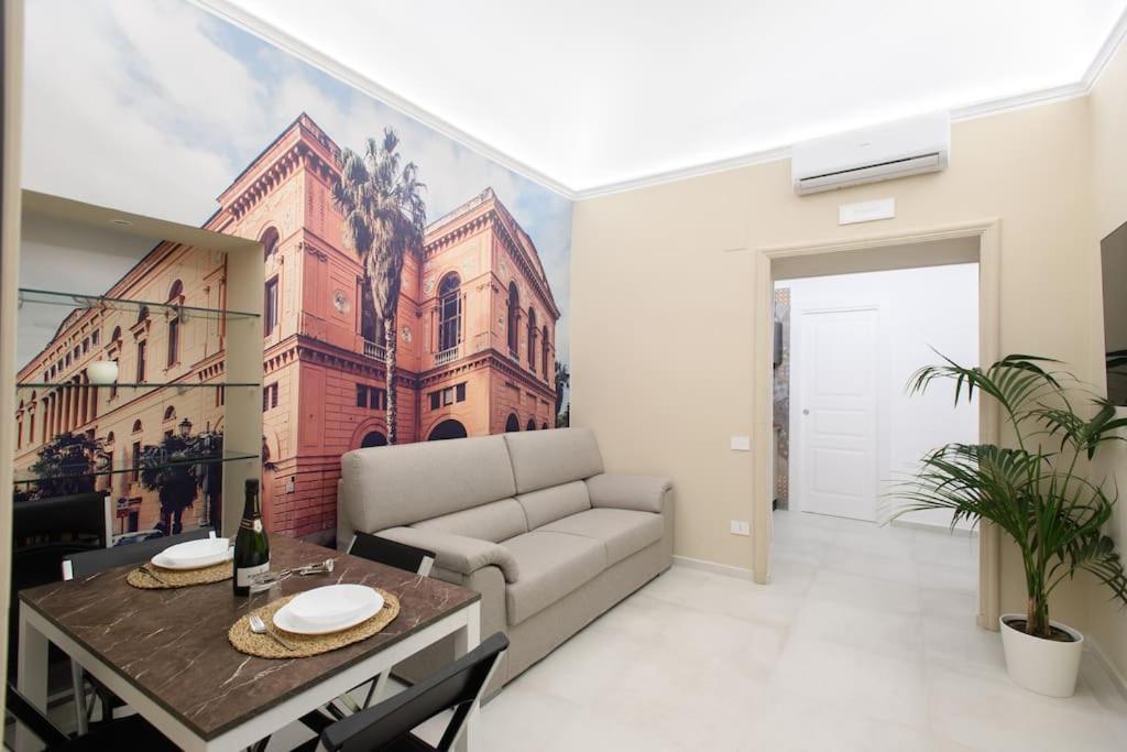 Alessia Holiday House 90Mq Salerno Centro Exteriör bild