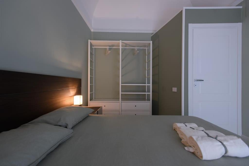 Alessia Holiday House 90Mq Salerno Centro Exteriör bild
